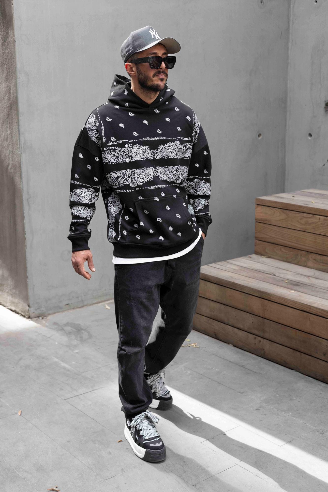 Men Black Streetwear Hoodie