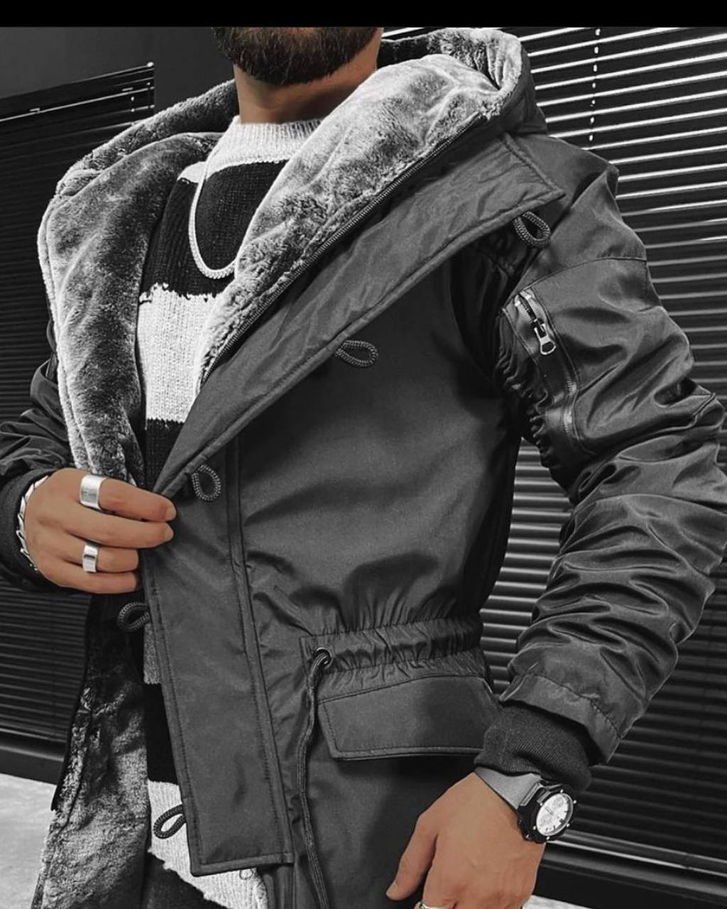 Faux Fur Lined Winter Parka: Men's Long Hooded Military Coat