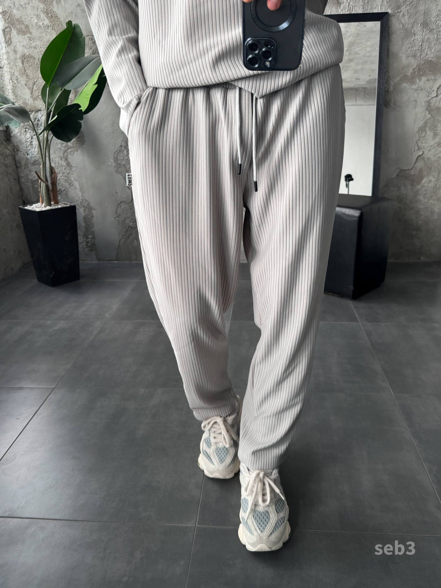 Men’s Pleated Two Piece Set – Long Sleeve Shirt and Jogger Pants, Casual Streetwear Outfit