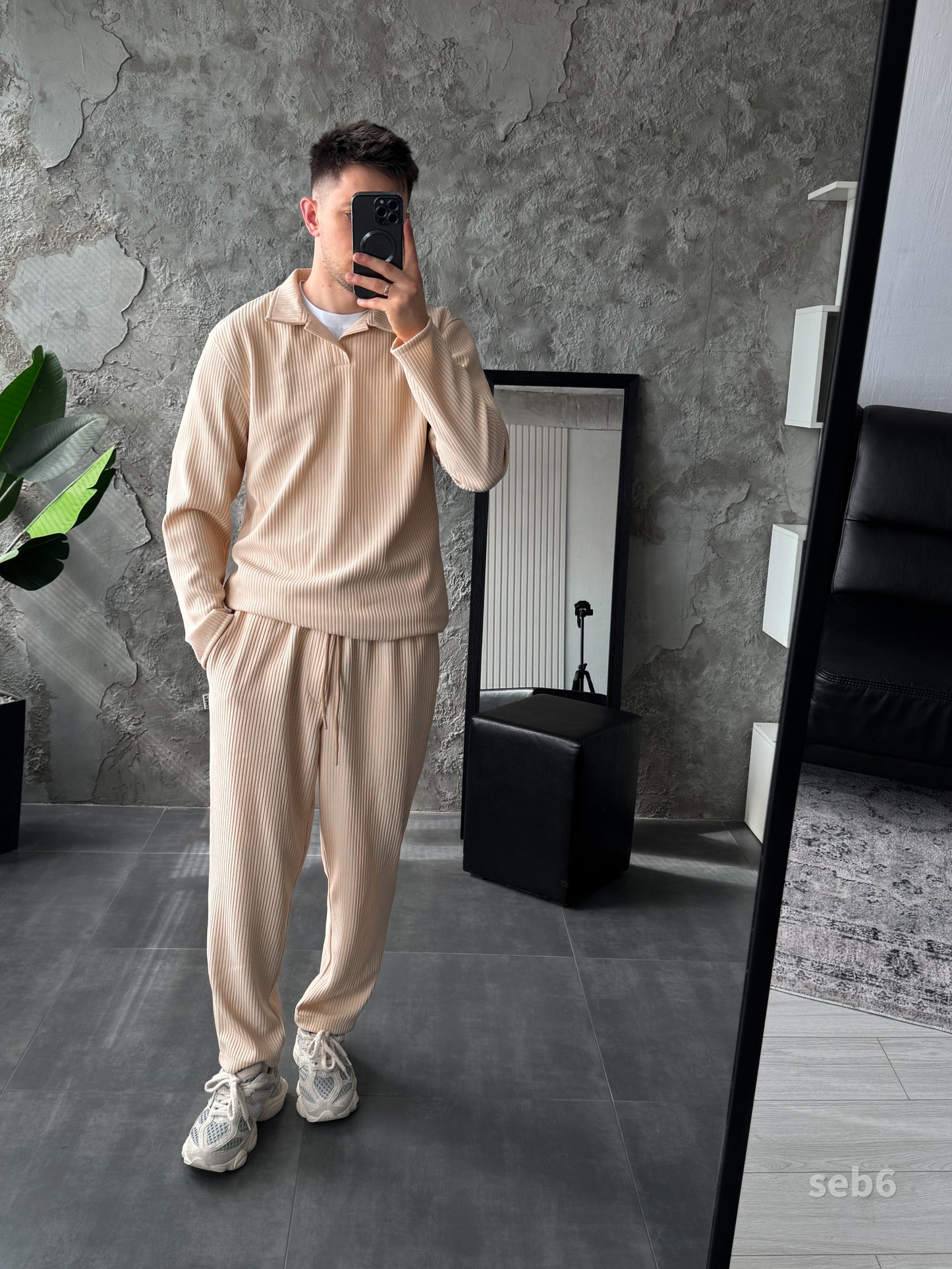 Men’s Pleated Two Piece Set – Long Sleeve Shirt and Jogger Pants, Casual Streetwear Outfit