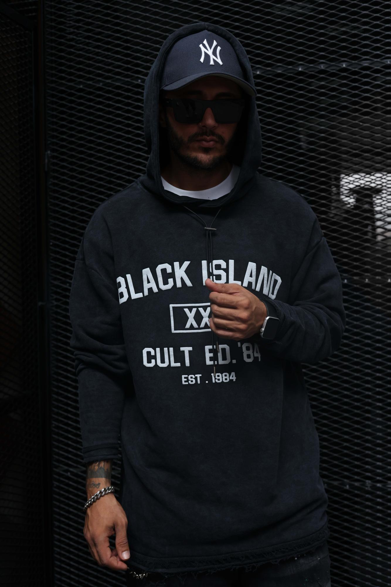 Unisex Hoodie in 2 colors