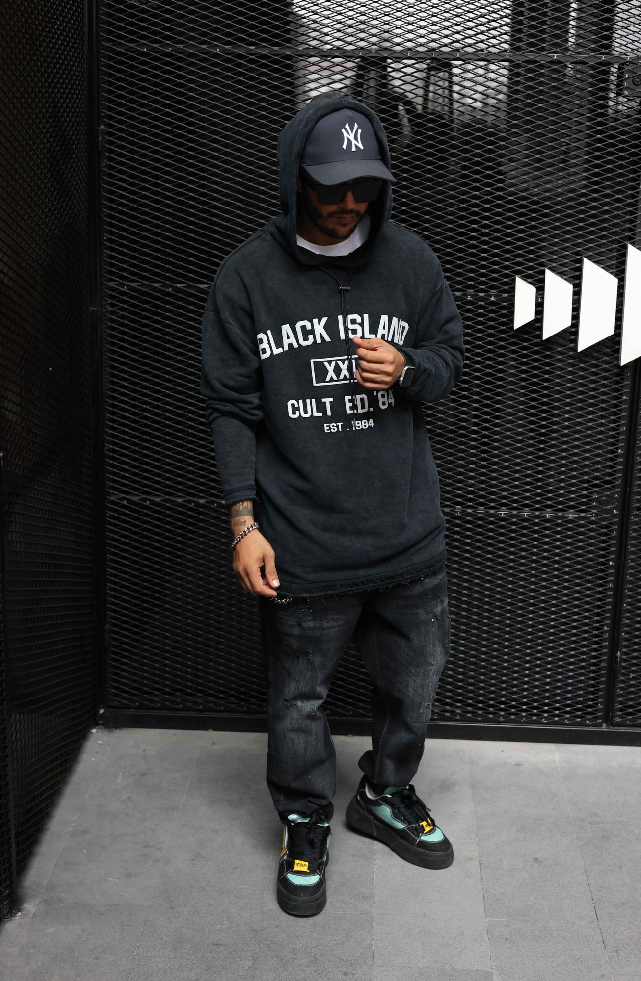 Unisex Hoodie in 2 colors