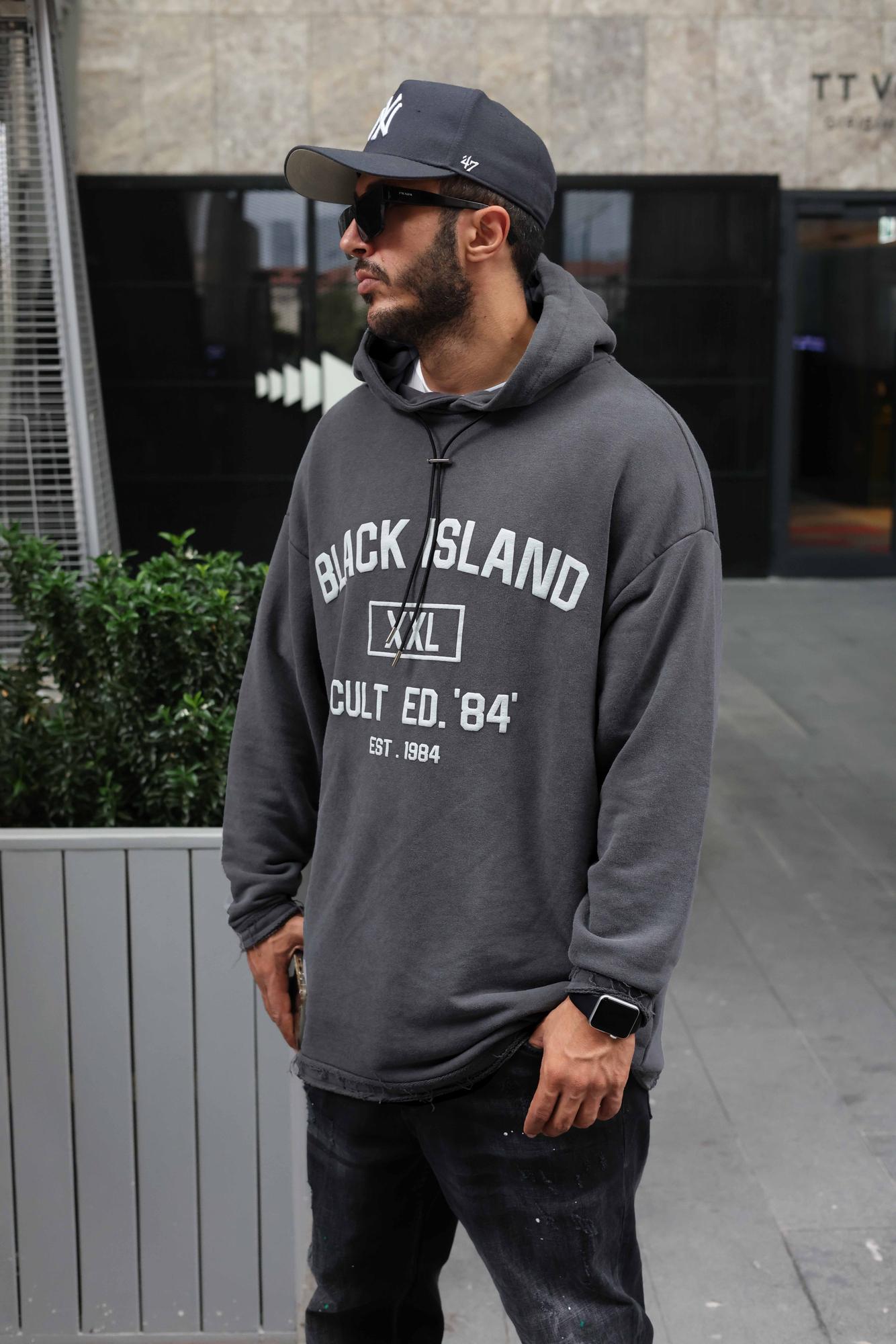 Unisex Hoodie in 2 colors