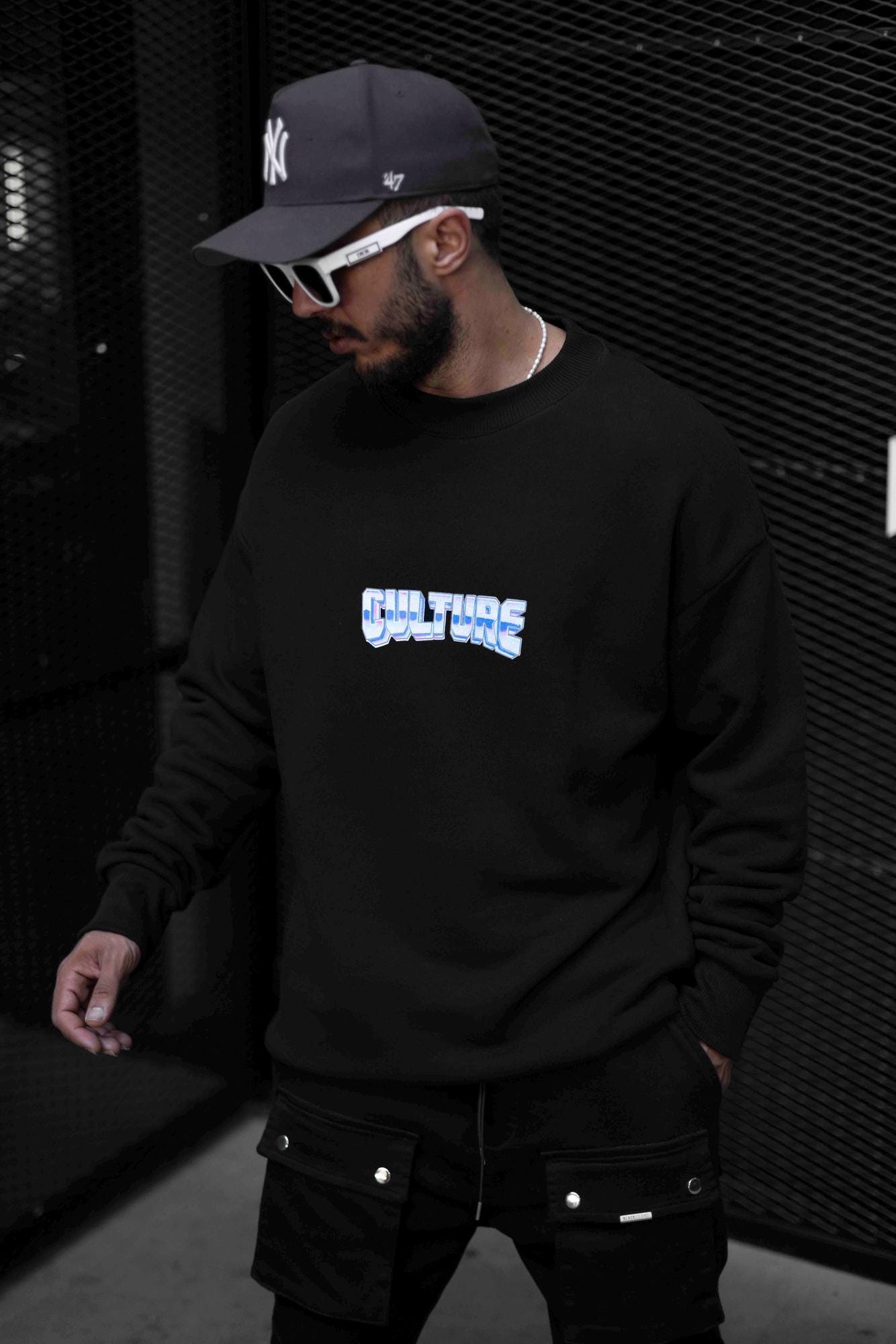 Sweatshirt Trendy Graphic Design for men Crewneck sweater Gift