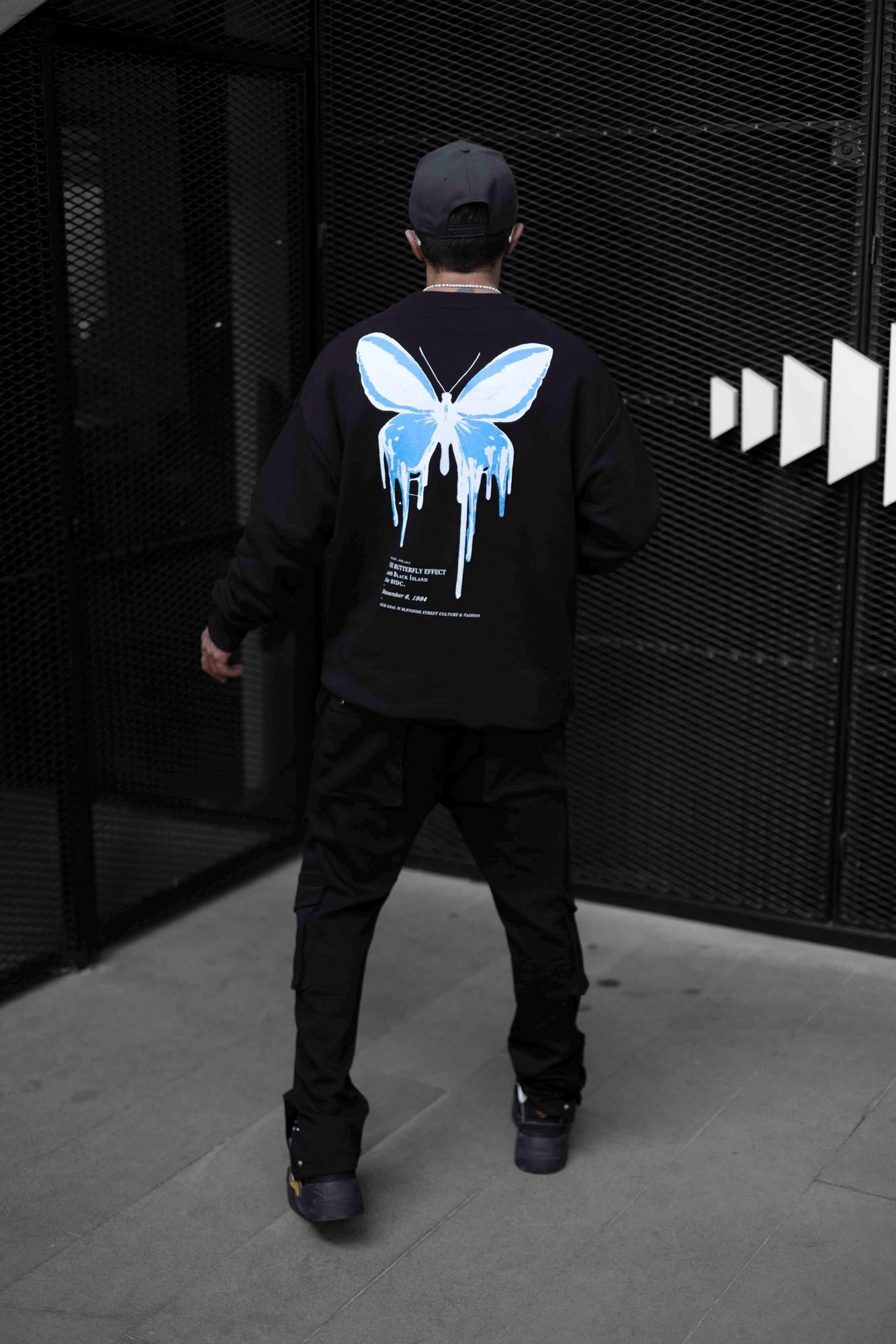 Sweatshirt Trendy Graphic Design for men Crewneck sweater Gift