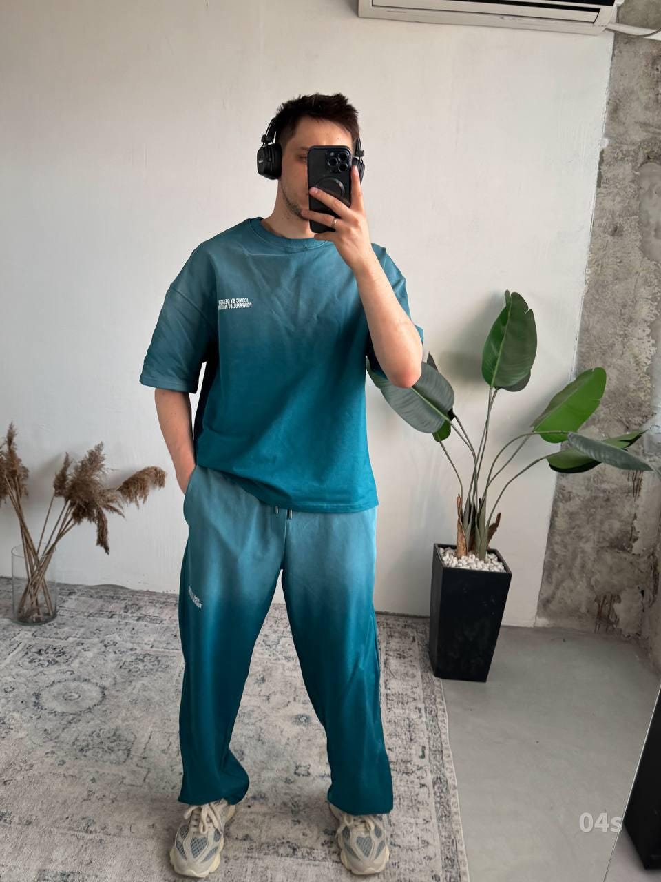 Gradient Streetwear Set for Men | Teal Ombre Two-Piece Outfit | Oversized T-Shirt & Pants | Urban Loungewear