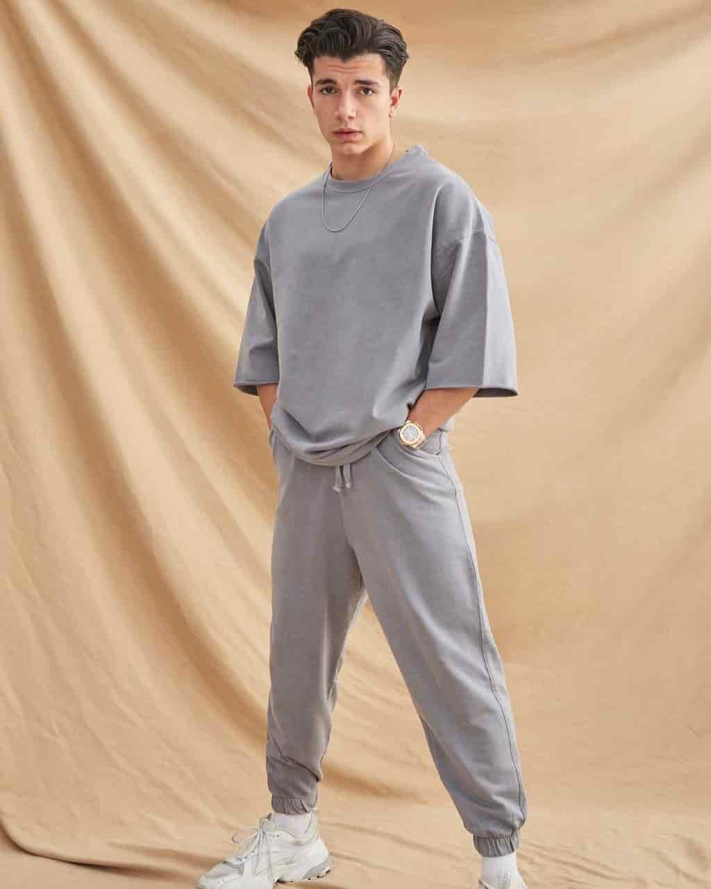 Men’s Oversized T-Shirt and Joggers Set – 2 Piece Streetwear Tracksuit | Summer Casual Outfit