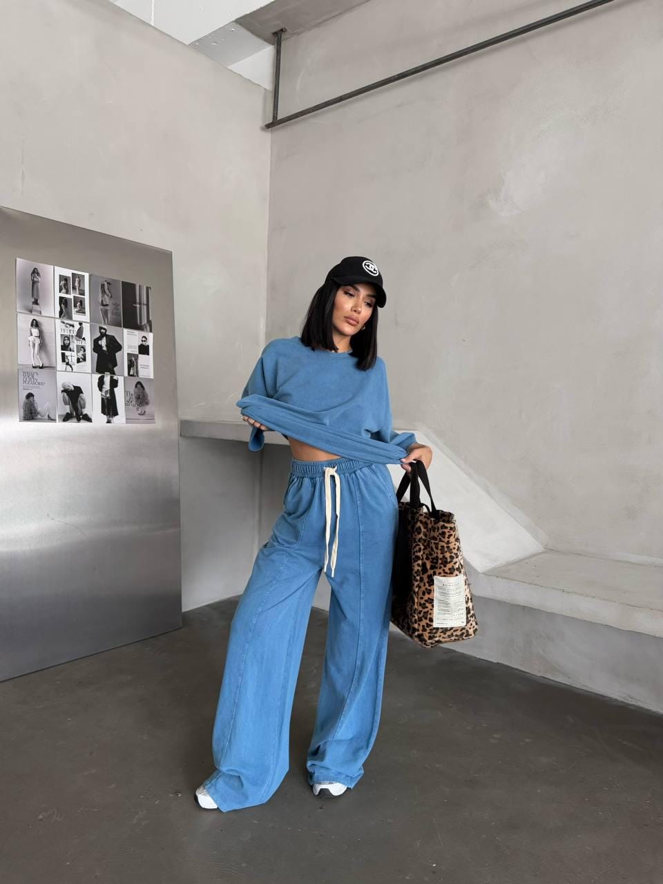 Women’s Oversized Two-Piece Lounge Set – Casual Streetwear Outfit with Wide-Leg Pants & Relaxed Fit Top