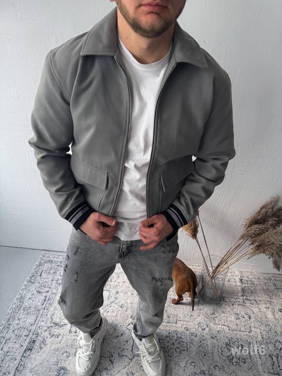 Men’s Casual Bomber Jacket – Minimalist Varsity Zip-Up with Striped Cuffs | Streetwear Outerwear