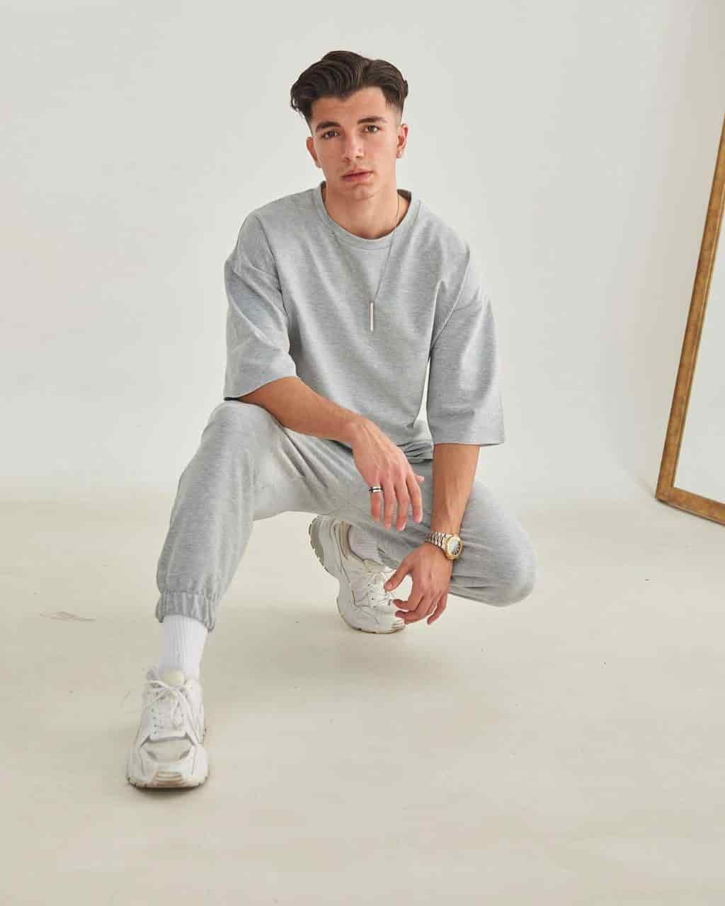Men’s Oversized T-Shirt and Joggers Set – 2 Piece Streetwear Tracksuit | Summer Casual Outfit