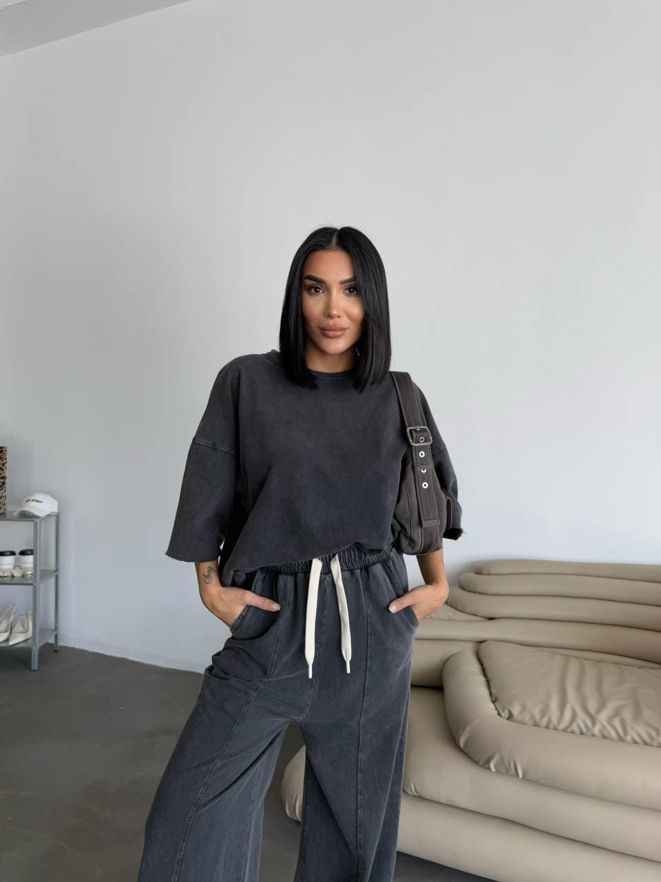 Women’s Oversized Two-Piece Lounge Set – Casual Streetwear Outfit with Wide-Leg Pants & Relaxed Fit Top