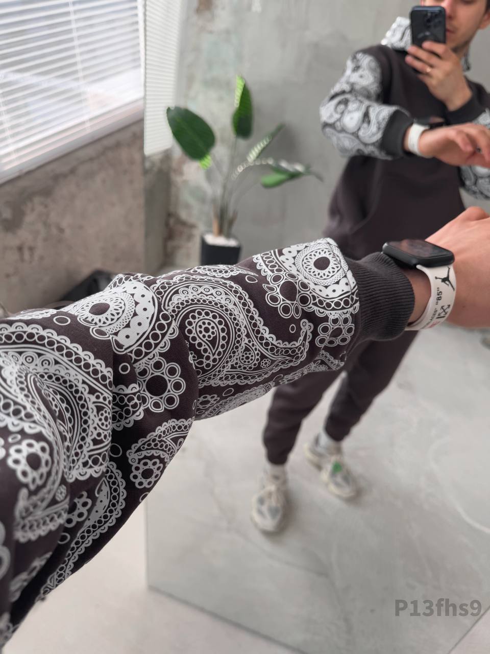 Men’s Fleece Tracksuit with Patterned Sleeves – Premium Cotton Blend Set