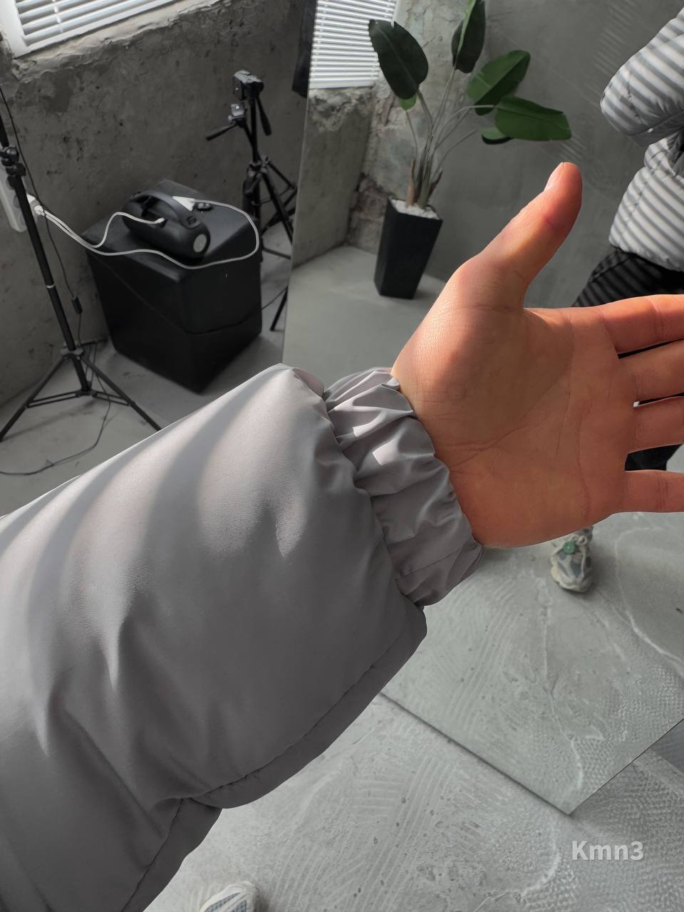 Men’s Oversized Puffer Jacket – Warm Winter Streetwear Coat with Hood, Casual Minimalist Outerwear