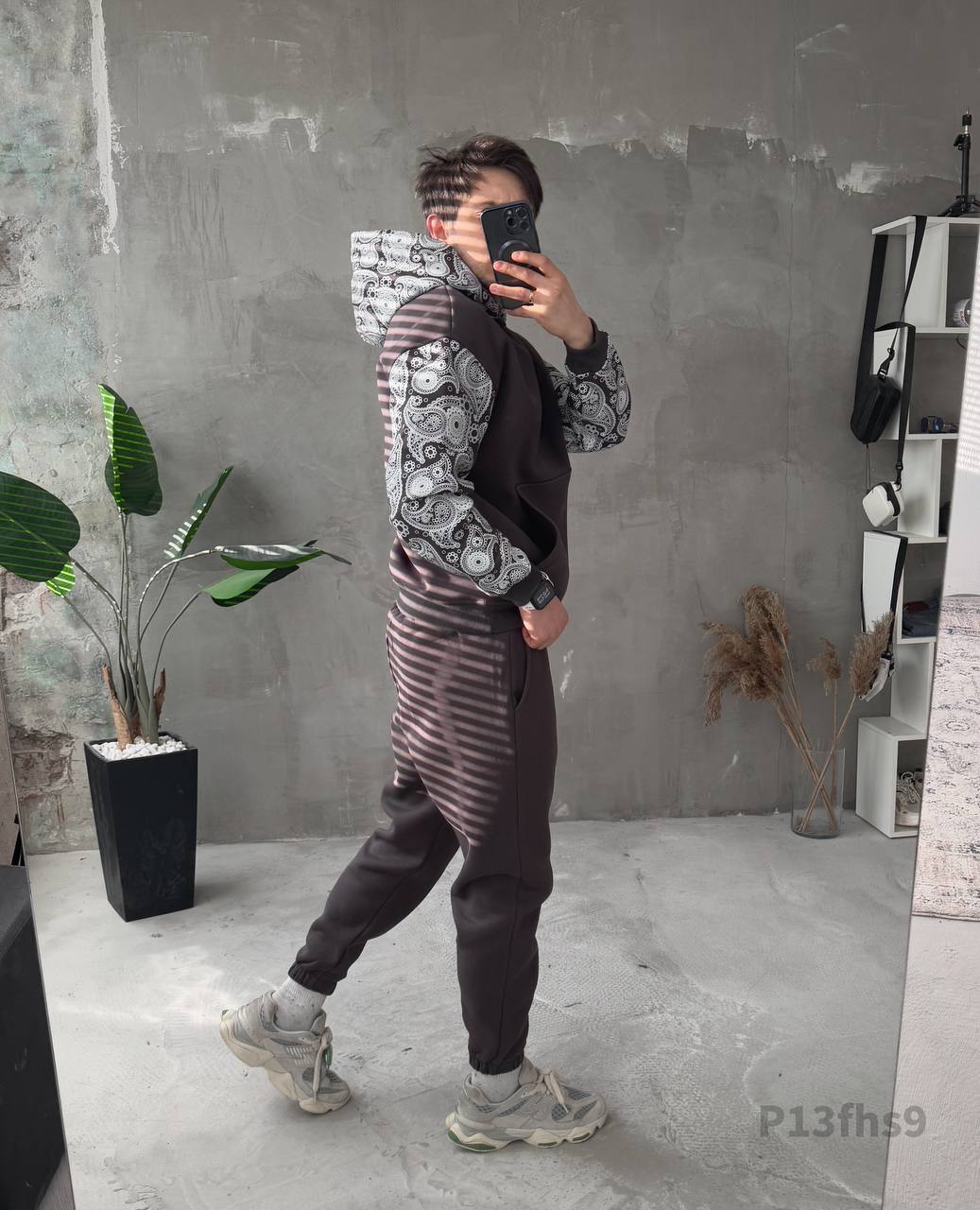 Men’s Fleece Tracksuit with Patterned Sleeves – Premium Cotton Blend Set